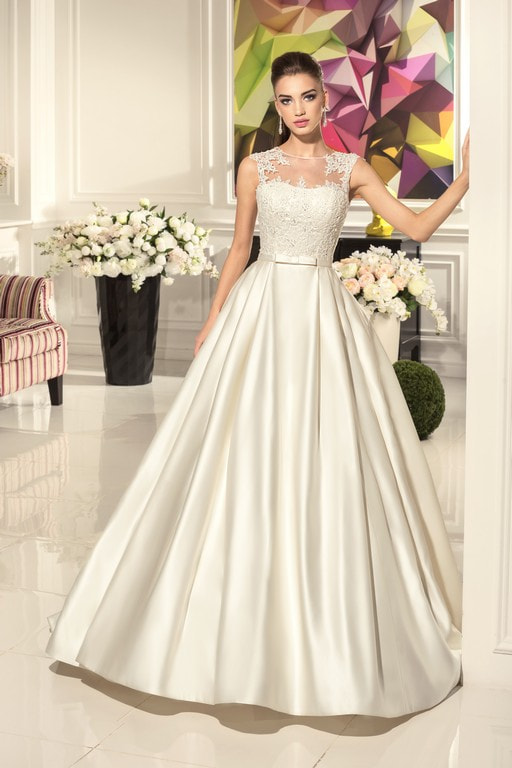 свадебное платье ультрасовременного свадебного бренда NORA NAVIANO